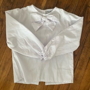Adorable Smockingbird size 5 bow dress shirt, excellent condition.